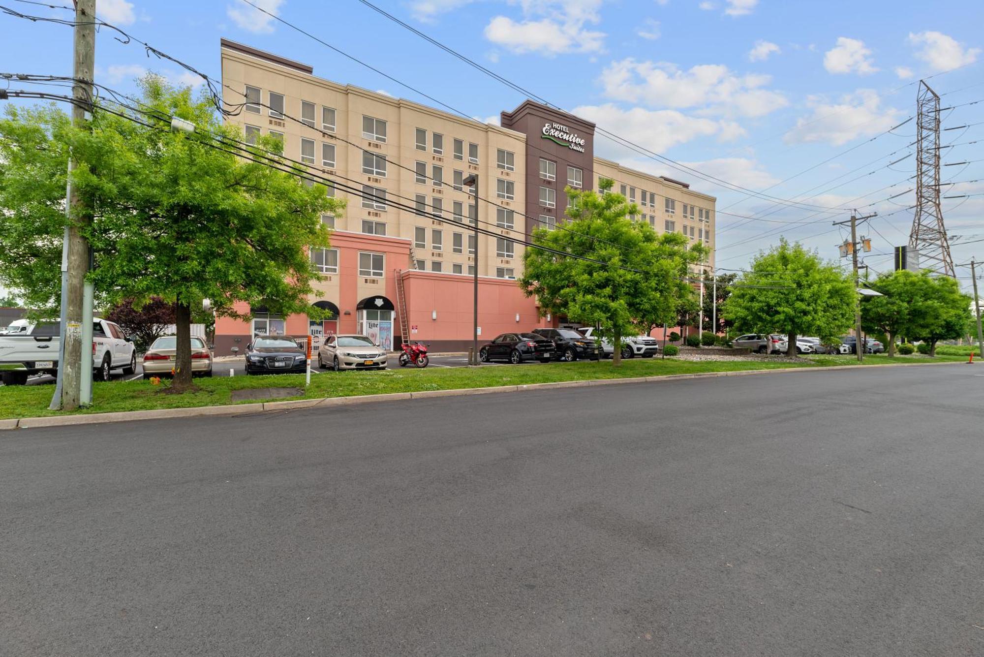 Hotel Executive Suites Картерет Экстерьер фото