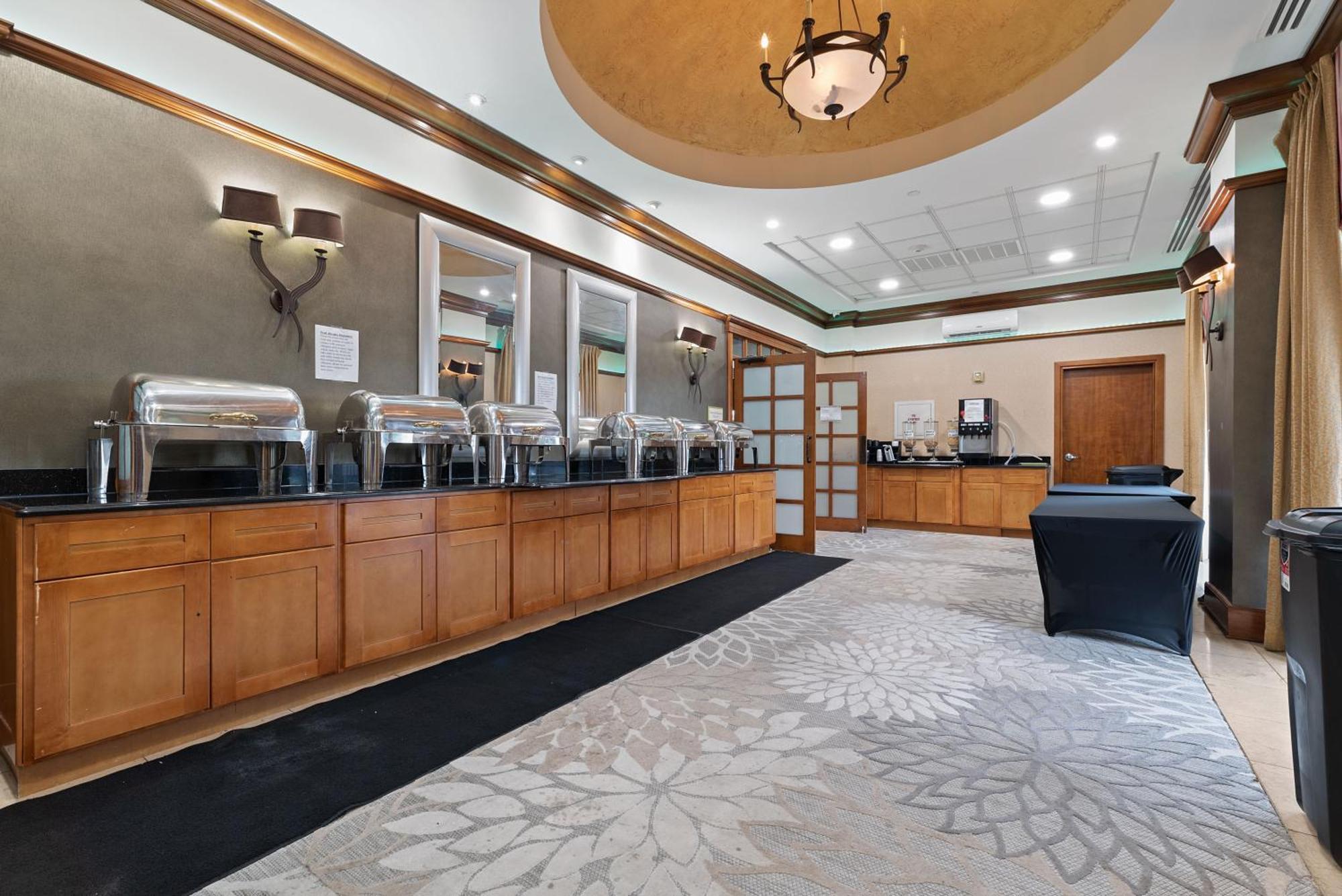 Hotel Executive Suites Картерет Экстерьер фото