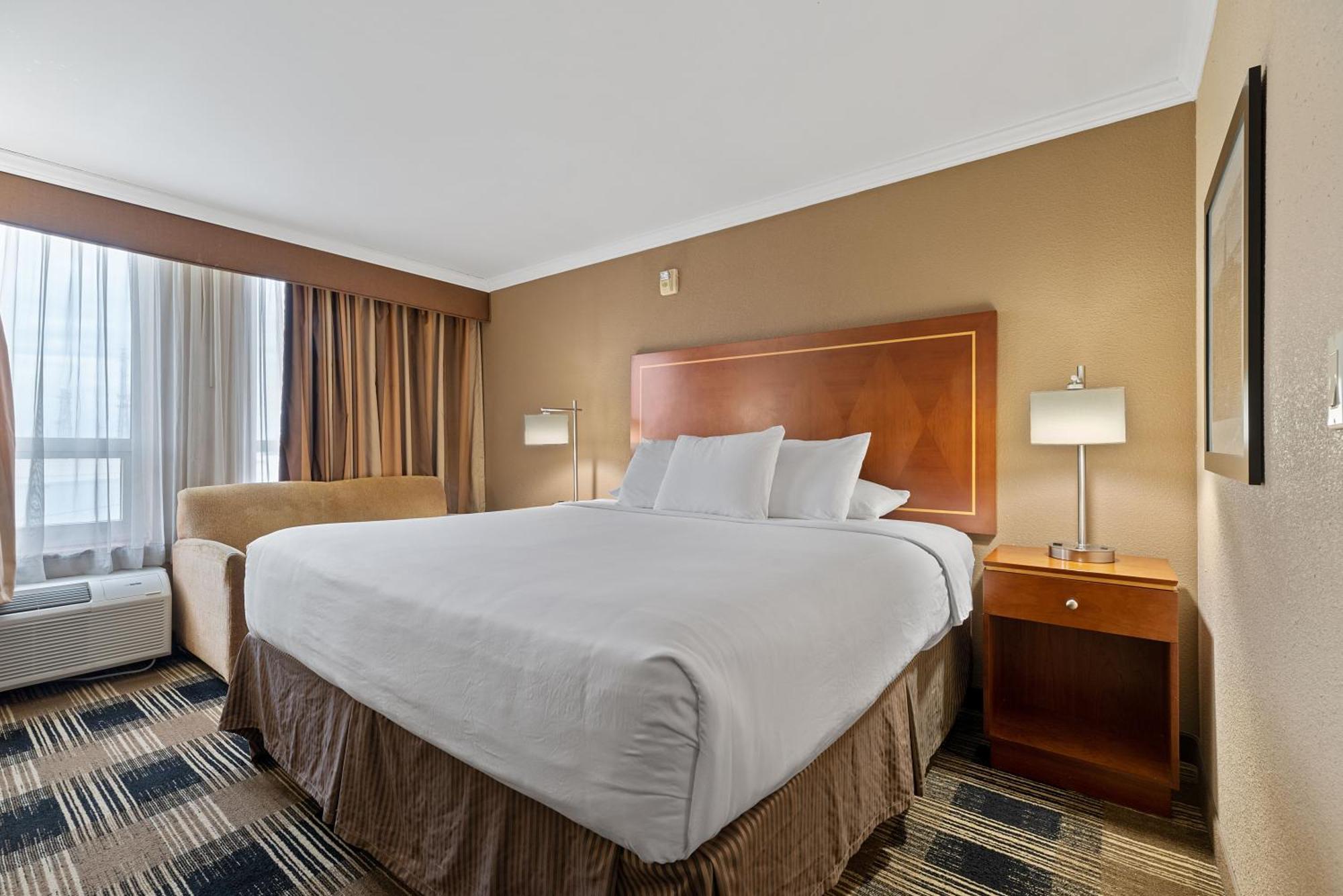 Hotel Executive Suites Картерет Экстерьер фото