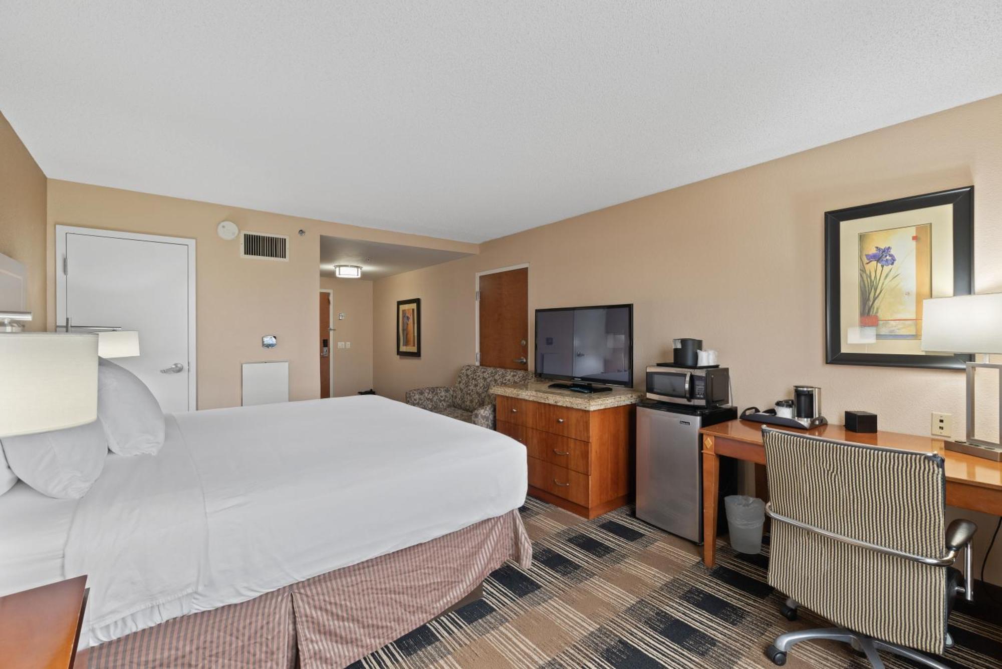 Hotel Executive Suites Картерет Экстерьер фото
